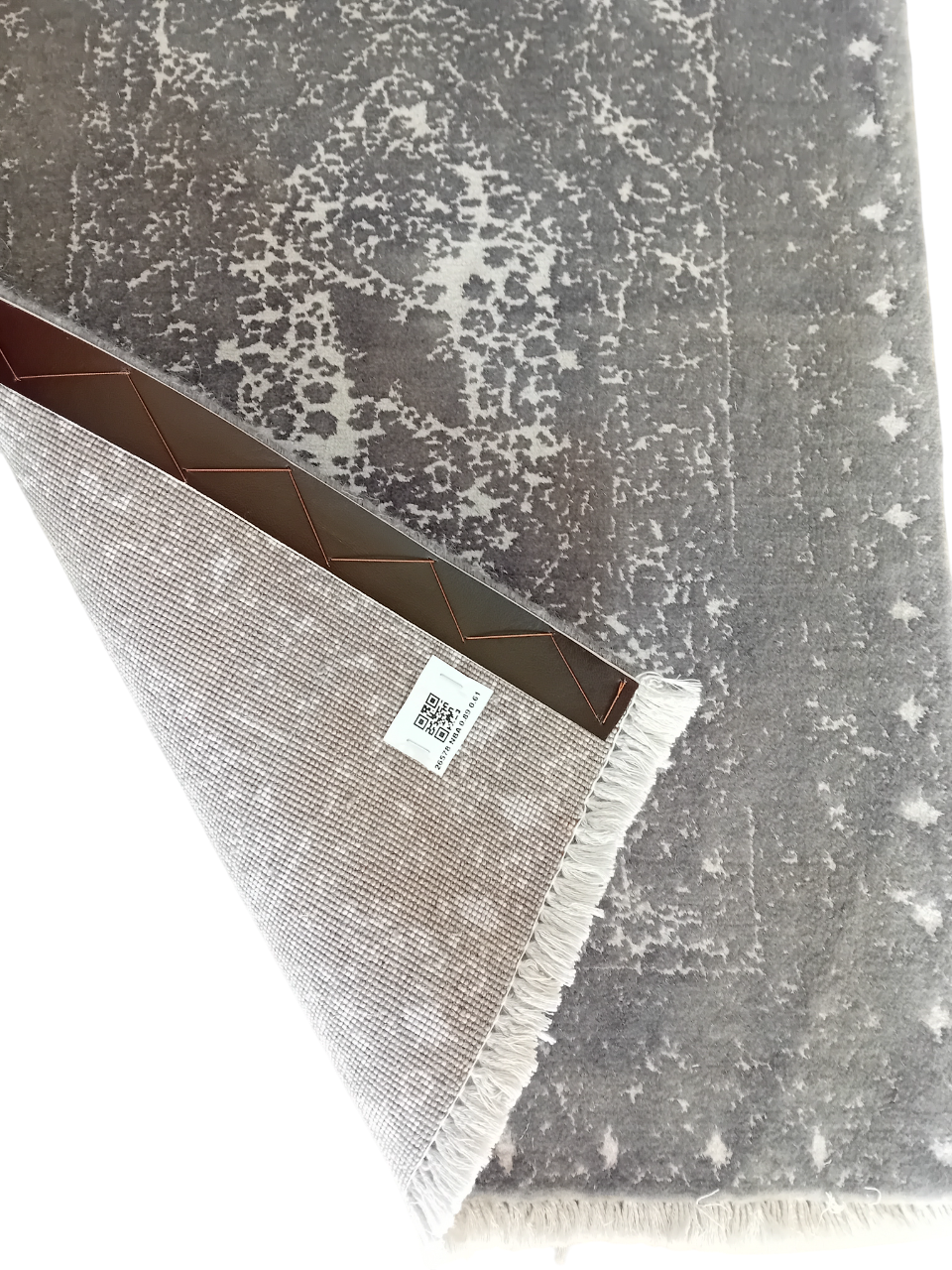 Tappeto Moderno 100x55 cm – Stile e Funzionalità