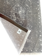 Tappeto Moderno 100x55 cm – Stile e Funzionalità