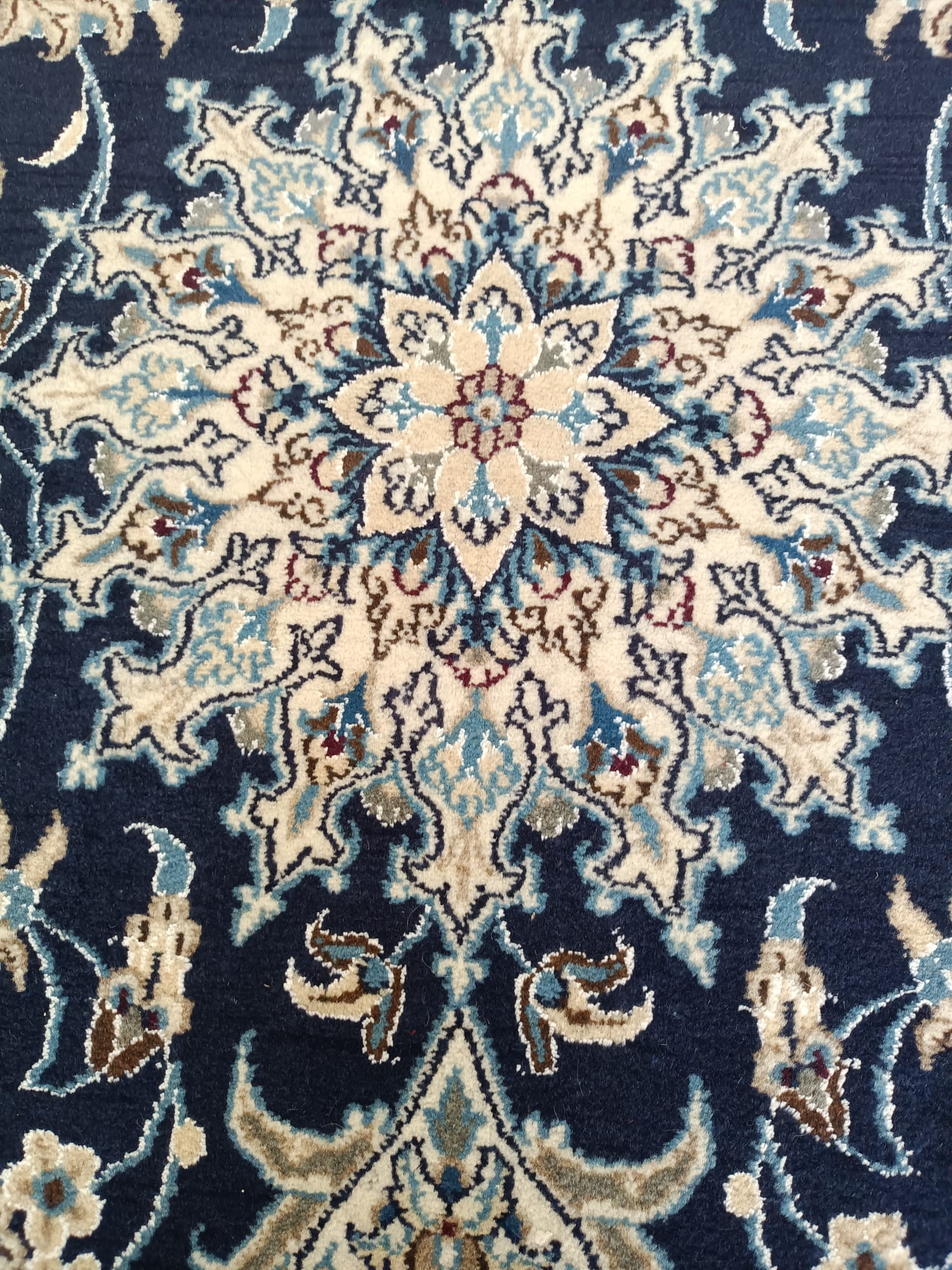 Tappeto Nain  200x150 cm – Lana e Seta di Alta Qualità