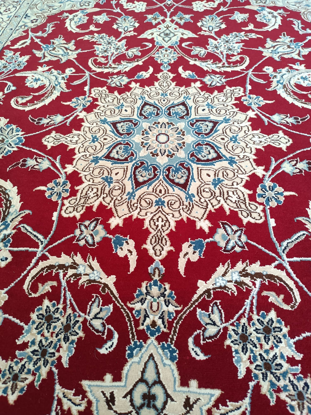 Tappeto Nain 9La – Lana e Seta – 212 x 127 cm